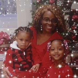 Meet your Posher, Jamie renee'